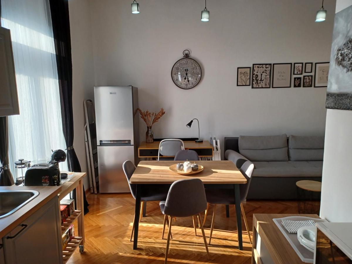 Apartment Hesperia Zagreb Exterior foto